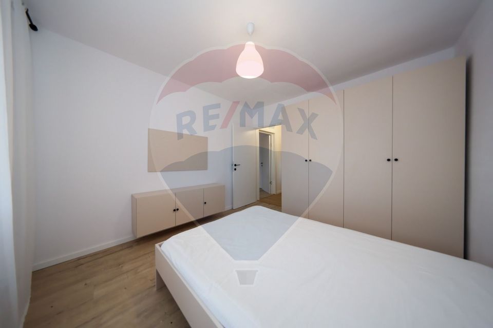 Apartament cu 2 camere,  în zona Calea Bucuresti!