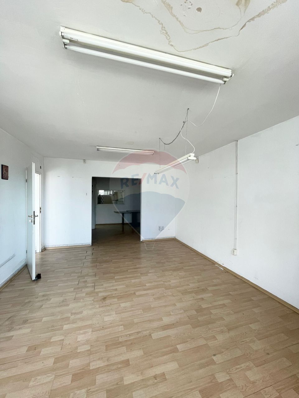 431.2sq.m Industrial Space for rent, UTA area