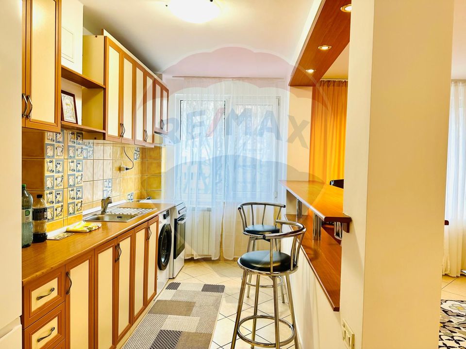 2 room Apartment for rent, Unirii area