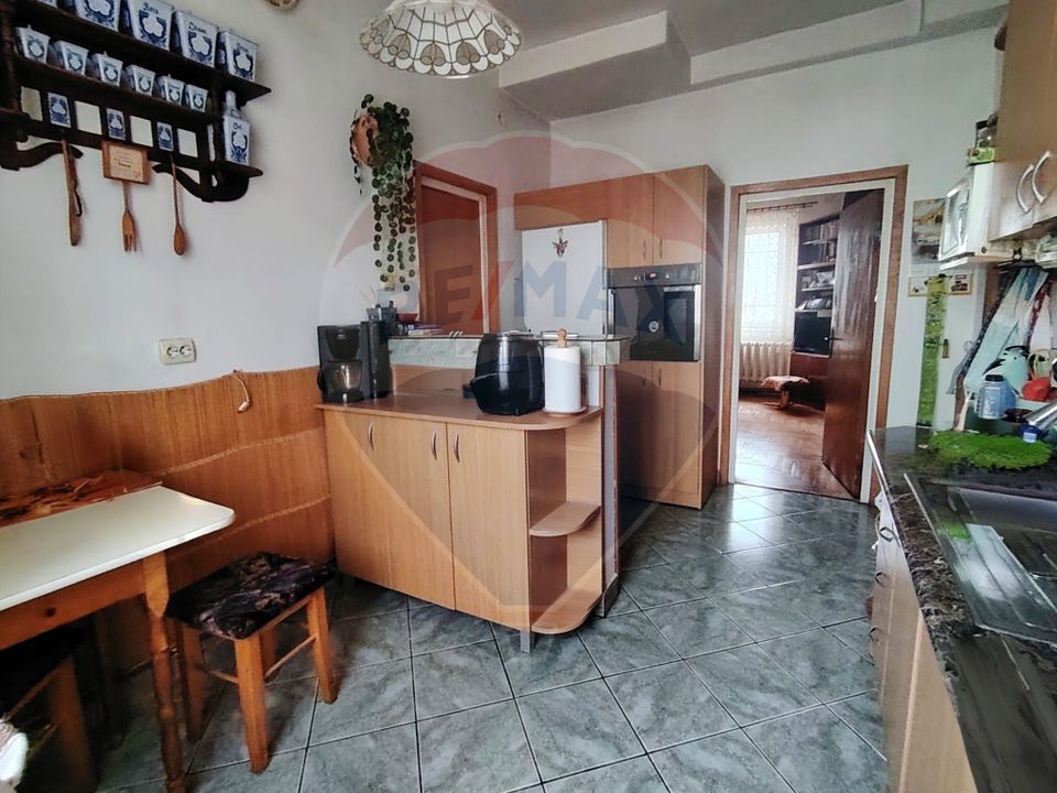 Comision 0% – Casa ultracentrala, liniștita, cu garaj