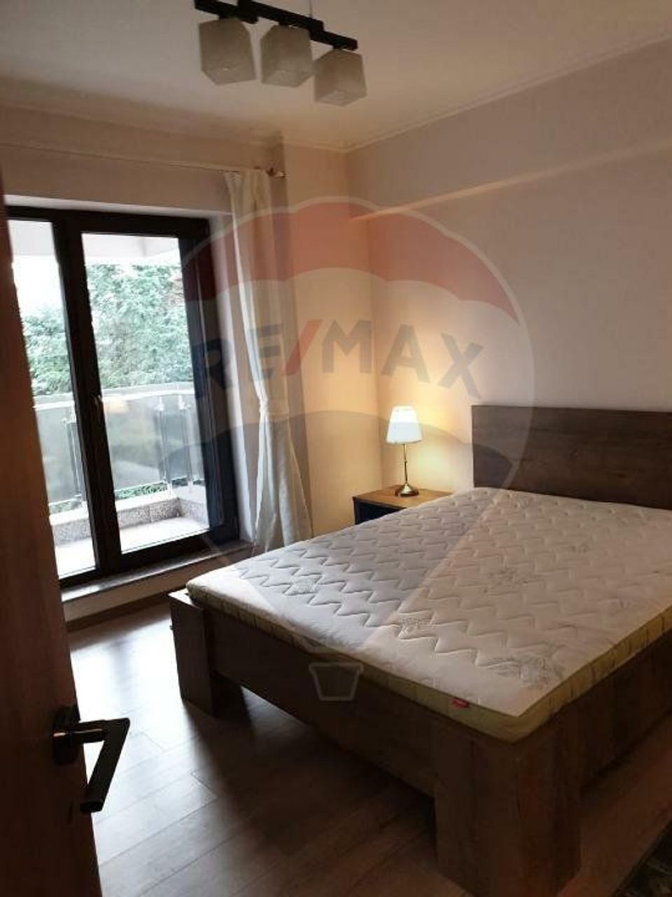 2 room Apartment for rent, Kiseleff area