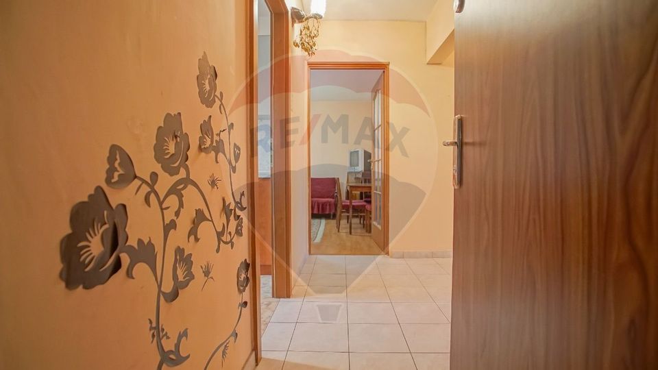 COMISION 0%! Apartament cu 3 camere de vânzare în zona Tractorul