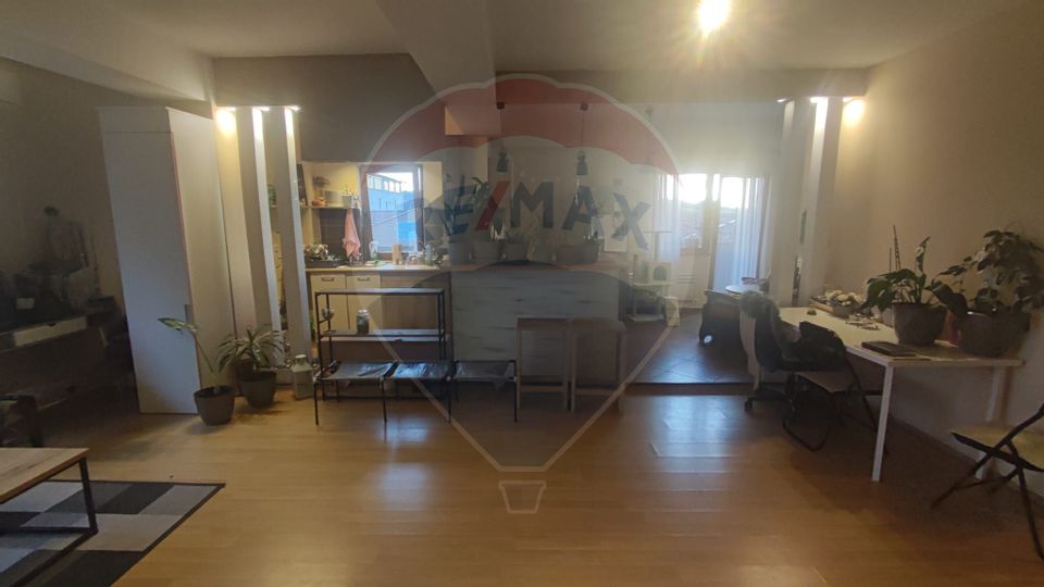 Apartament 67 mp utili de vanzare cartier Orizont iesirea spre Paleu