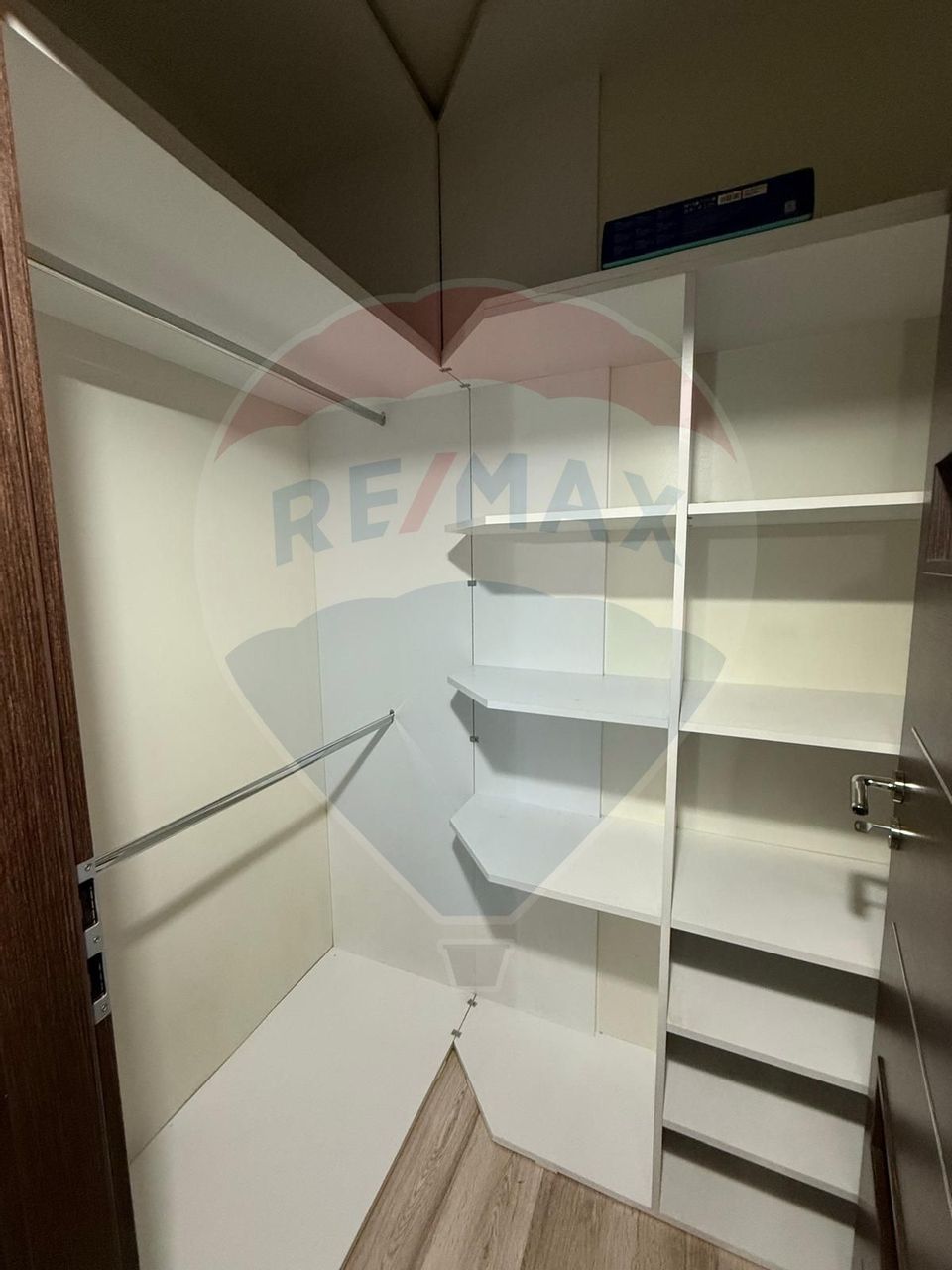 3 room Apartment for rent, Calea Bucuresti area