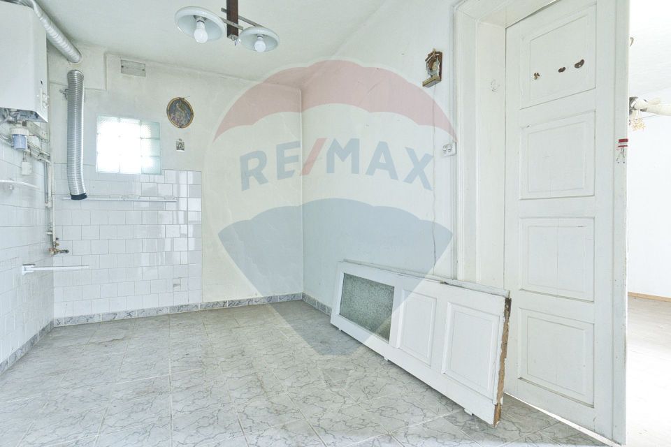 7 room House / Villa for sale, Aurel Vlaicu area