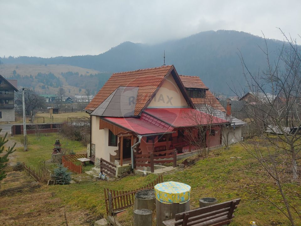 Casă / Vilă in Bucovina-Vama-Prisaca Dornei-Suceava