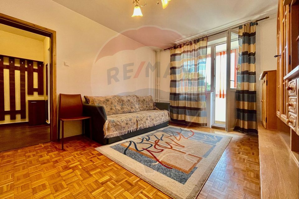 Apartament 2 camere, Piata Hermes