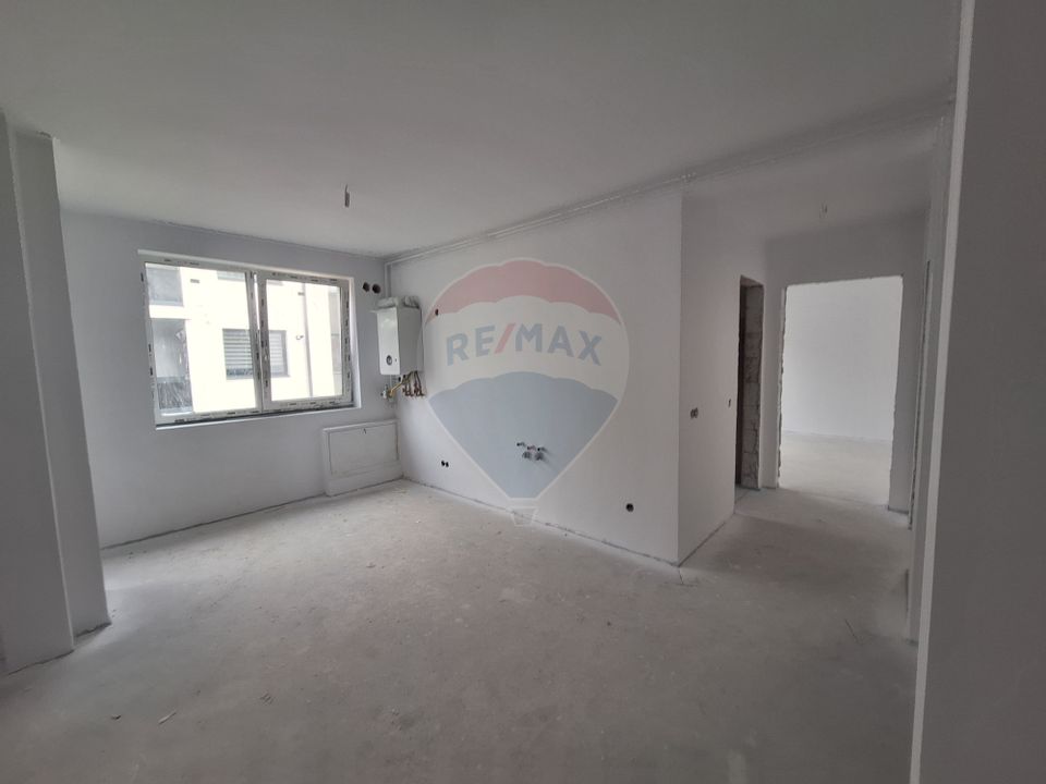 Apartament 3 camere, spatios, nou et 1  in Selimbar str. Mihai Viteazu