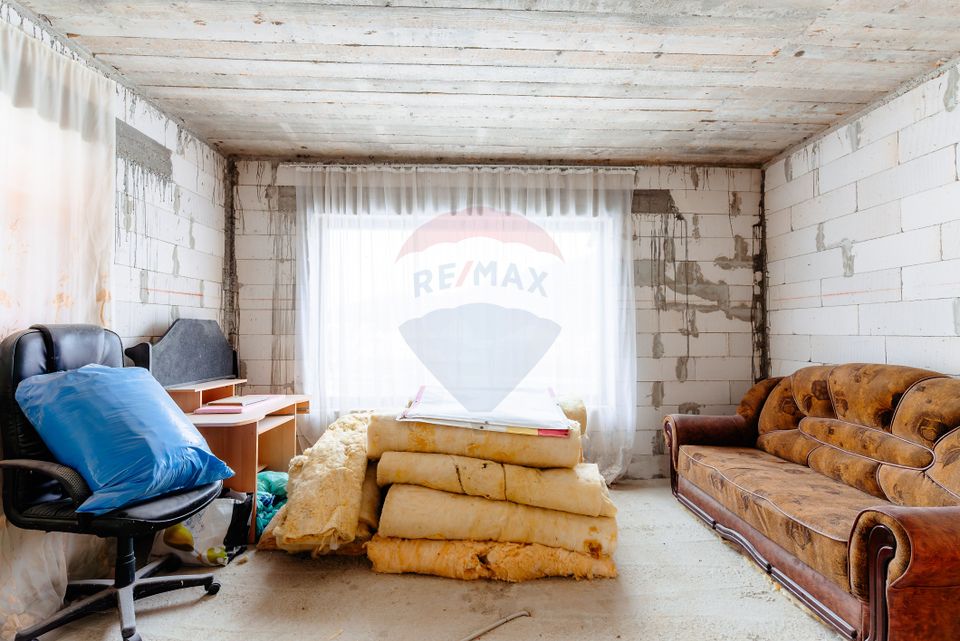 5 room House / Villa for sale