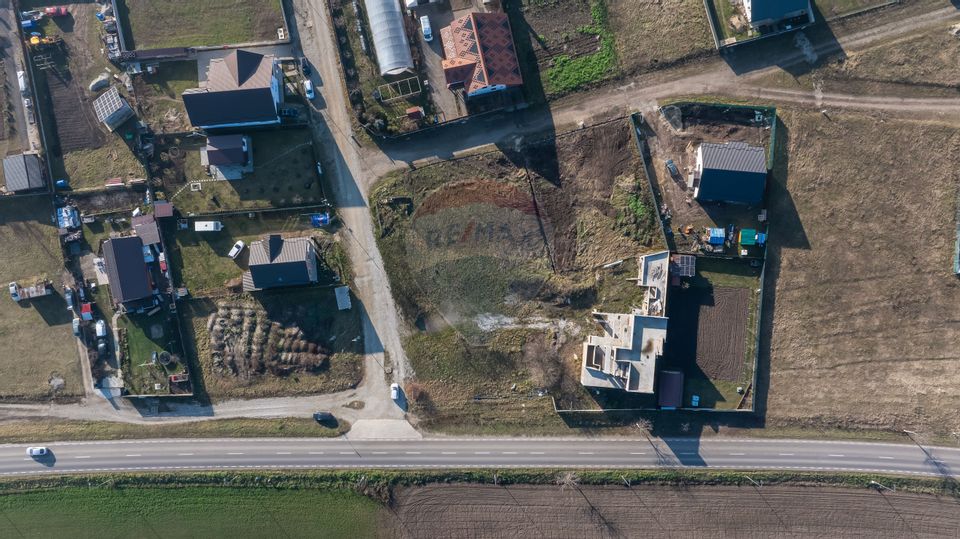 Land 685sqm Bod / Strada Carpati