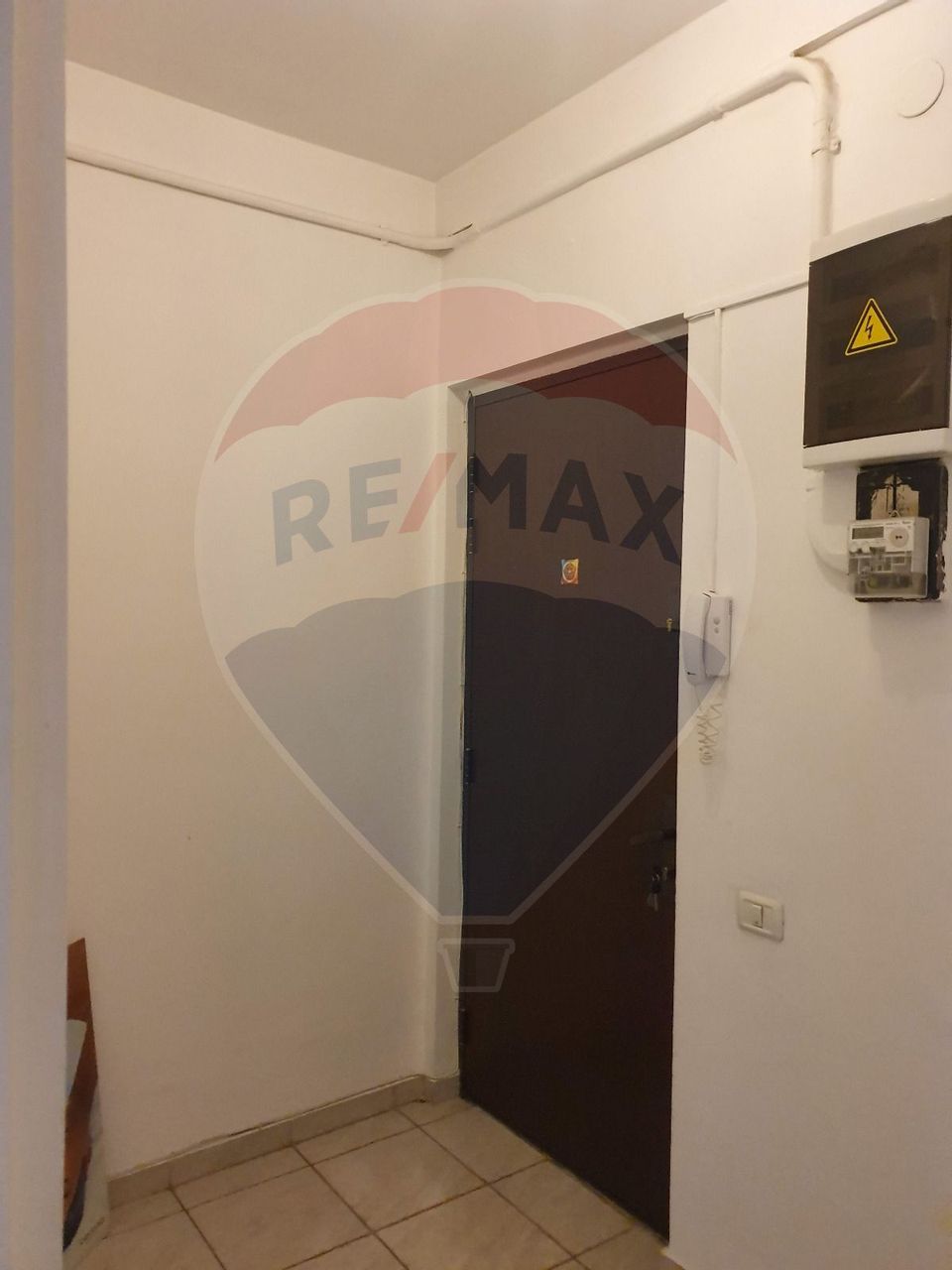 Inchiriez Apartament 4 camere in Piata Romana