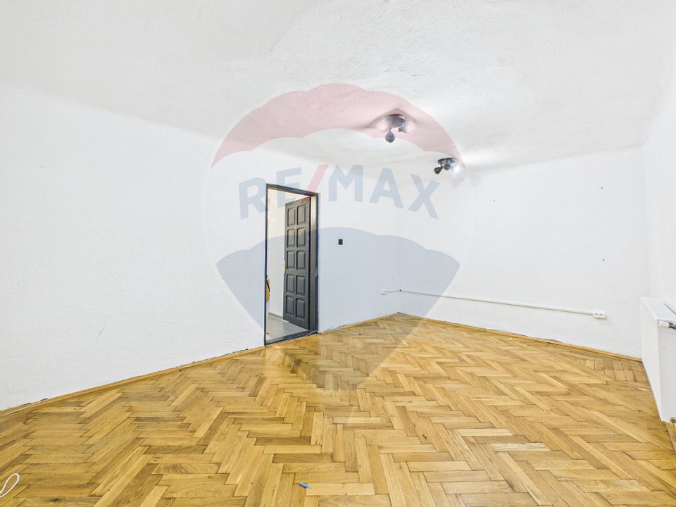 Spatiu de birouri in zona Aviatorilor – 95 mp utili + garaj 30 mp