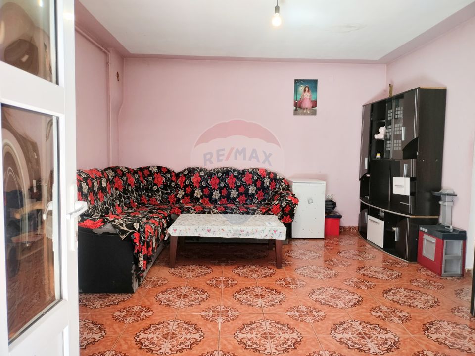 6 room House / Villa for sale