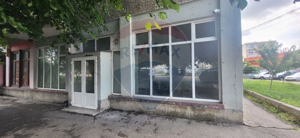 121sq.m Commercial Space for rent, Aradul Nou area