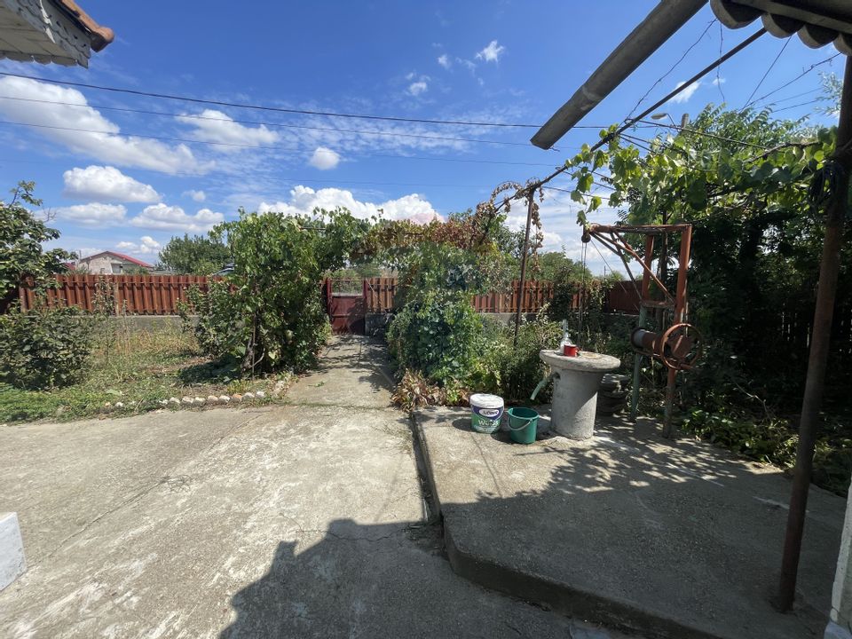 Casă cu teren Haret