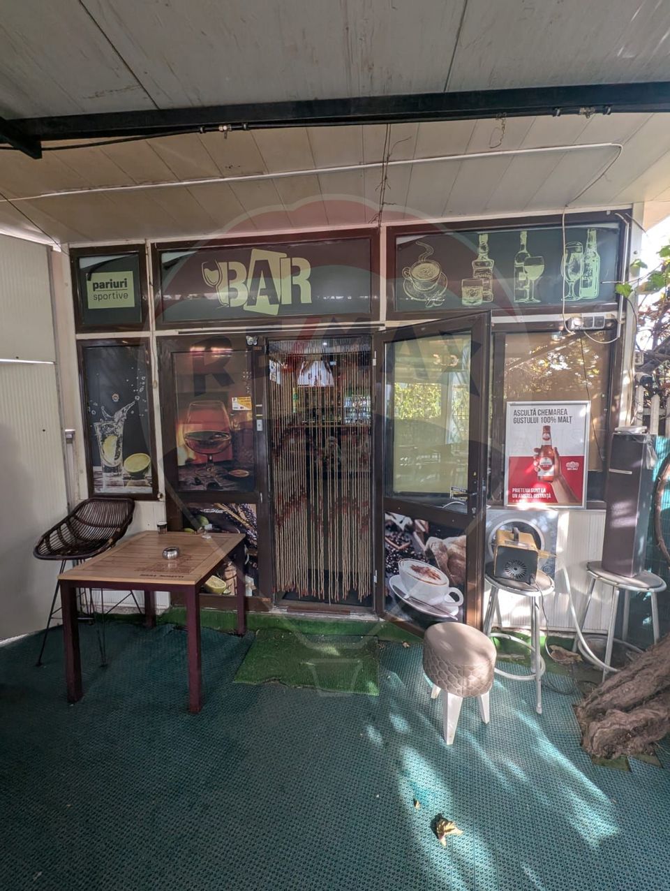 Casă / Vilă cu 5 camere de vânzare în zona Est