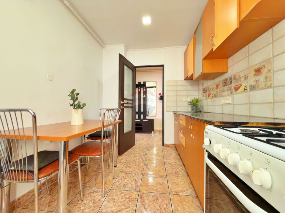 Apartament decomandat cu 2 camere de vânzare / Aurel Vlaicu - Arad