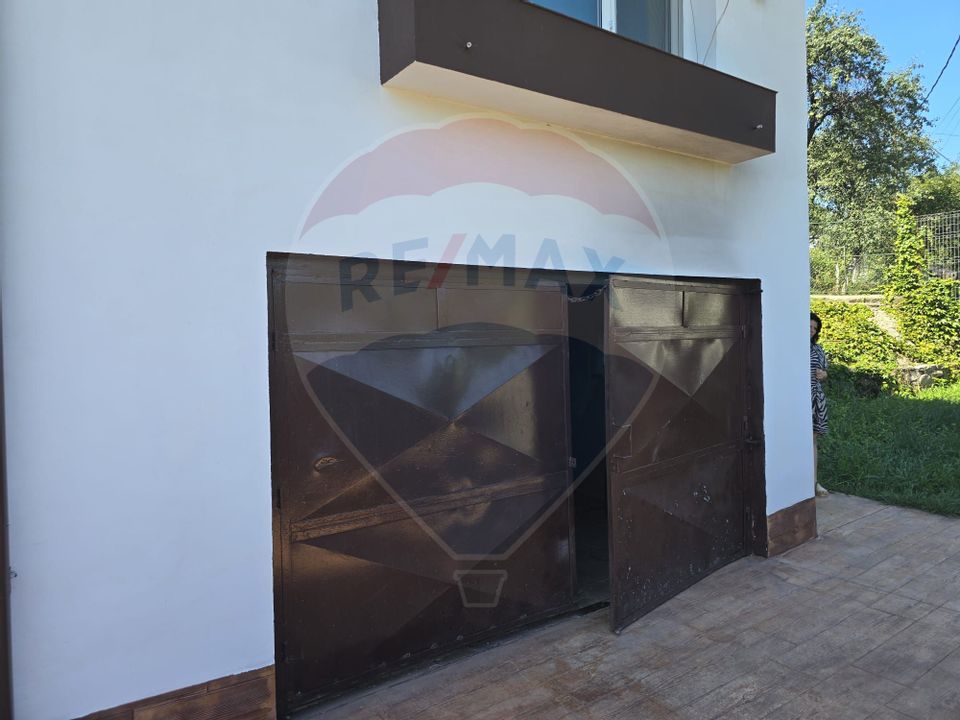 4 room House / Villa for sale