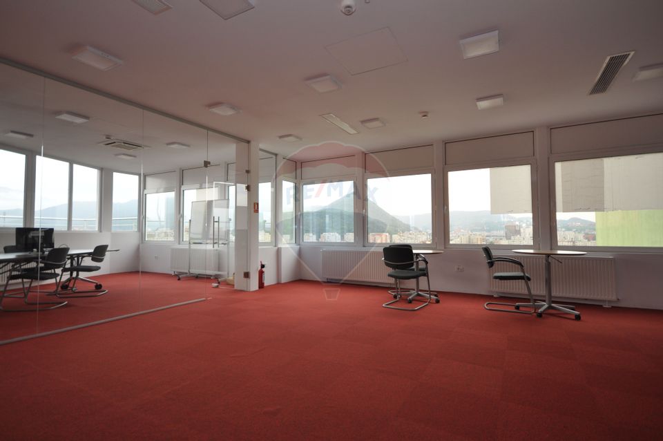 135sq.m Office Space for rent, Vlahuta area