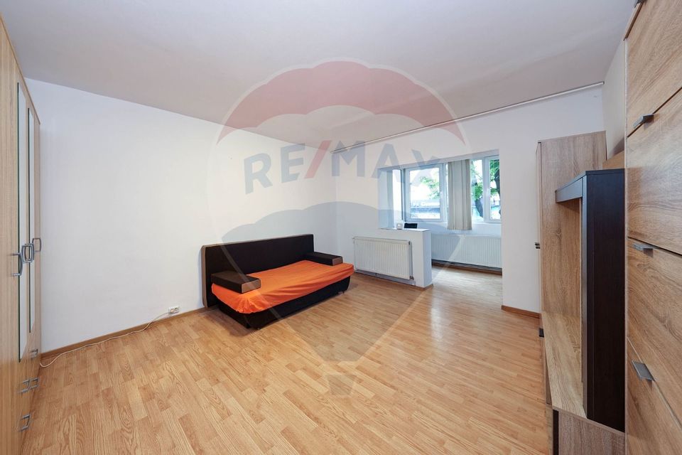 Locuintă sau afacere! Bld. Grivitei, 2 camere