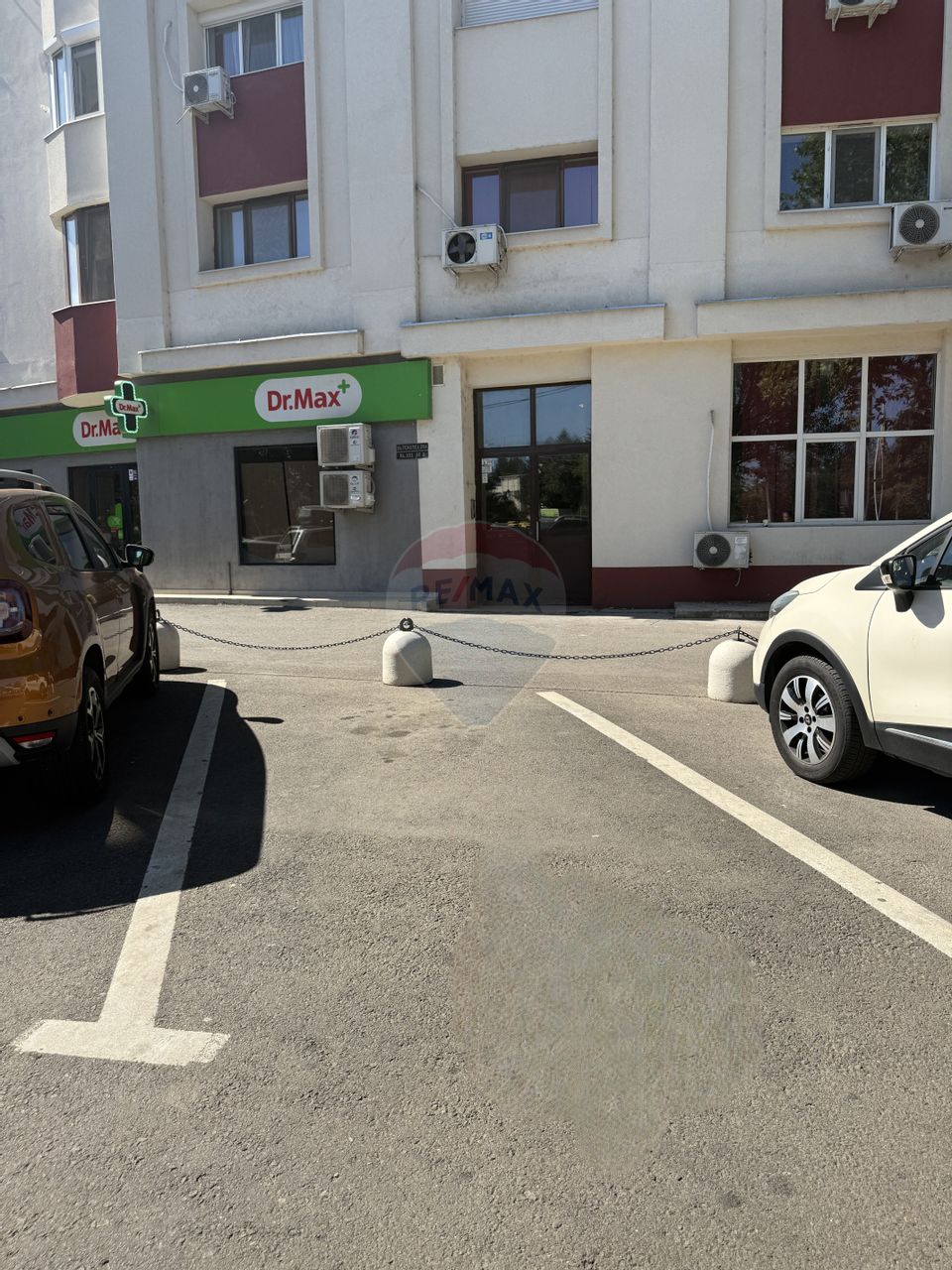 Apartament doua camere APARATORII PATRIEI