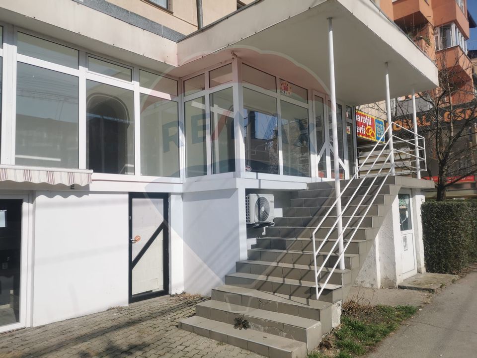 70sq.m Commercial Space for rent, Traian area