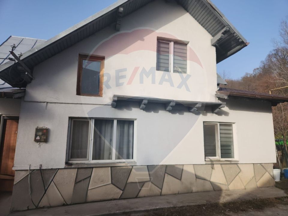 5 room House / Villa for sale