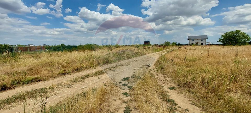 Land for sale 454sqm Mamina com. Berceni