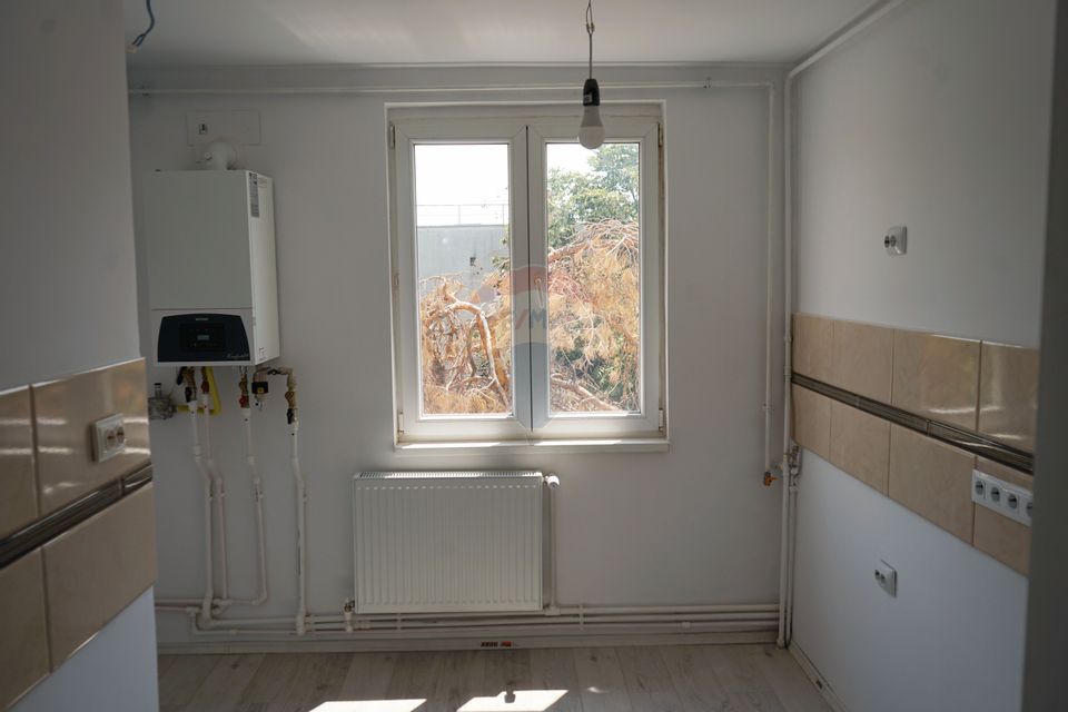 Apartament cu 4 camere - Drumul Taberei /  Valea Ialomitei