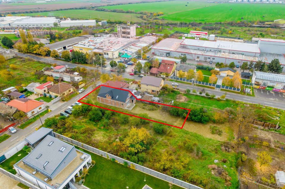 Casă la roșu cu teren generos, 500 mp, situată pe strada Ostașului