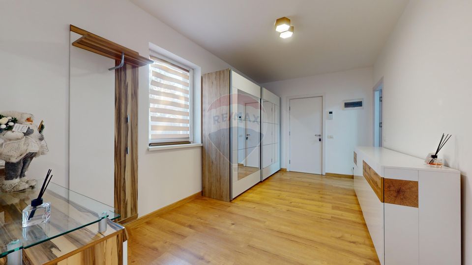 Apartament 2 camere, ultrafinisat, bloc tip vilă, 75 mp + terasa 18 mp