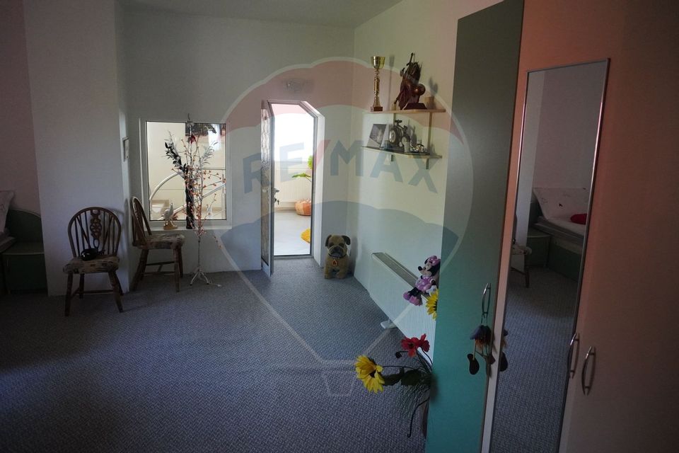 9 room House / Villa for sale, Central area