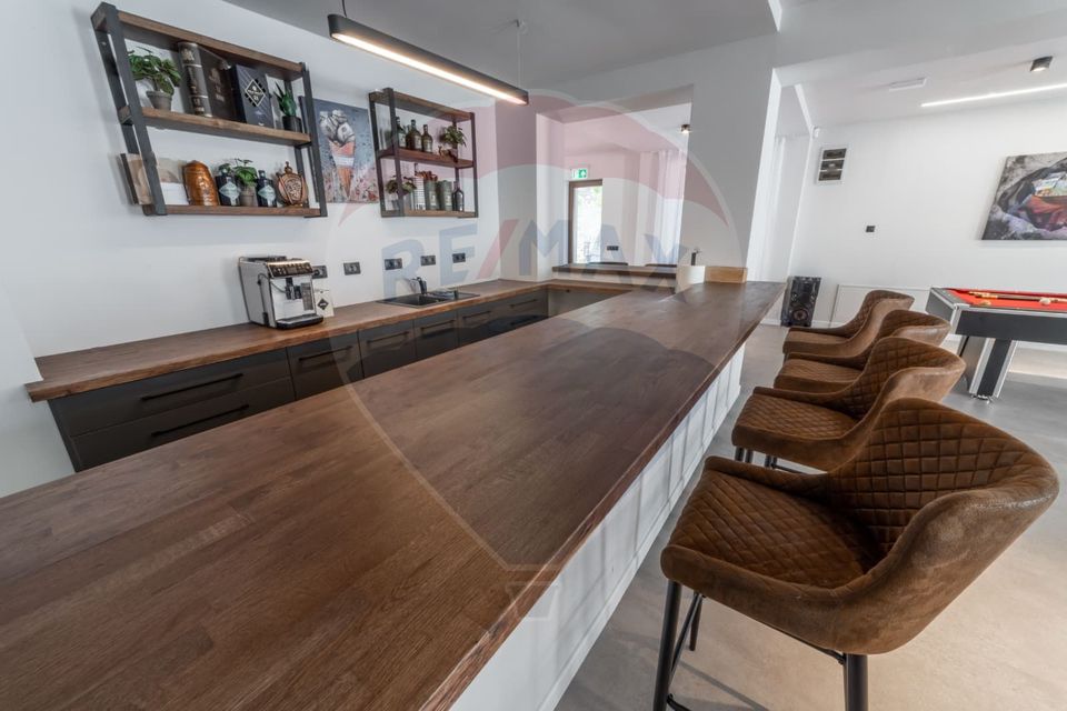 22 room Hotel / Pension for sale