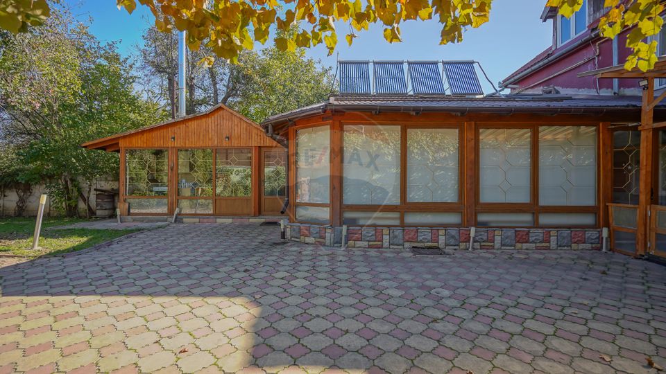 7 room House / Villa for sale, Aurel Vlaicu area