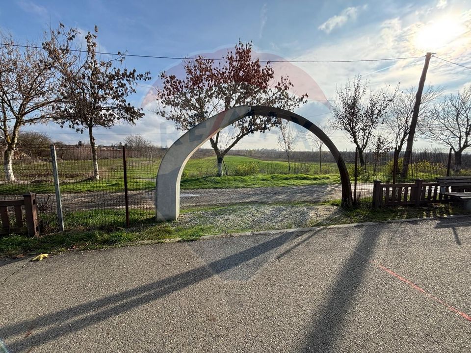 Teren 7094 mp Buftea poziție excelentă vizavi de parc, acces asfaltat