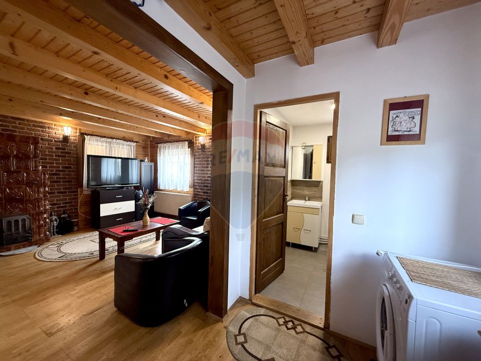 Comision 0% Casă de vânzare în Stolna cu livada,ciubăr,teren de 1464mp