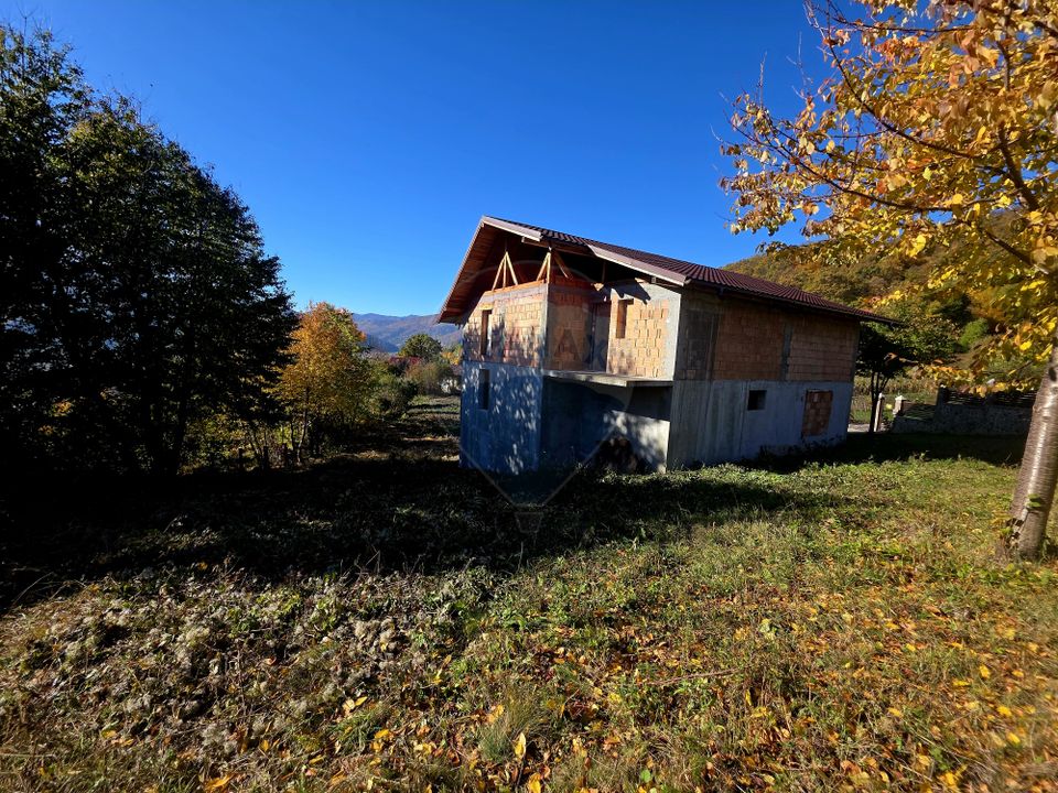 5 room House / Villa for sale