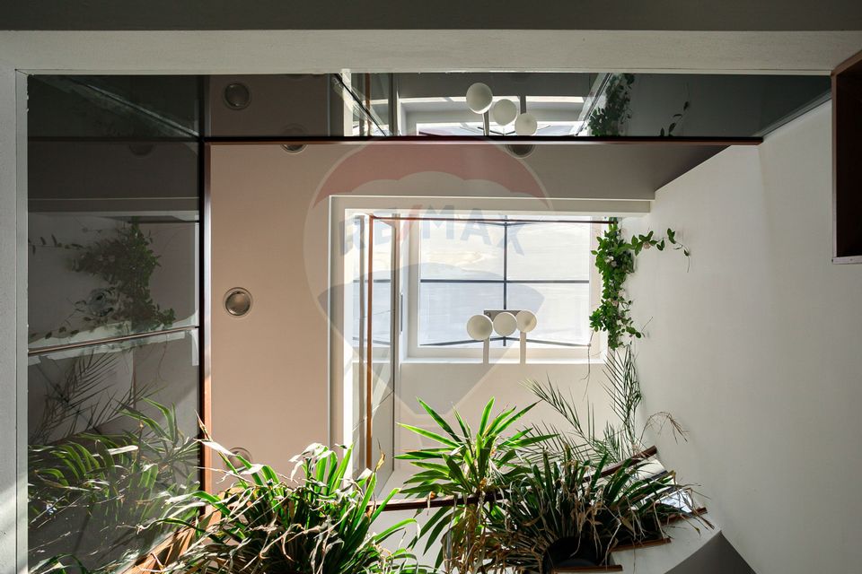 Clădire de birouri Micalaca pe principală, vad si vizibilitate sporită