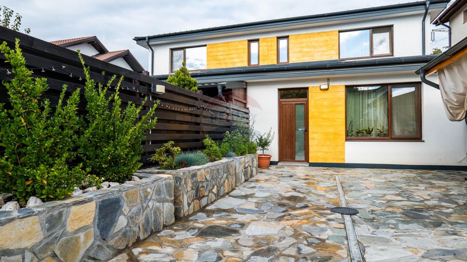 Vanzare - vilă 4 camere de complet mobilata, str. Caisului - Dobroesti