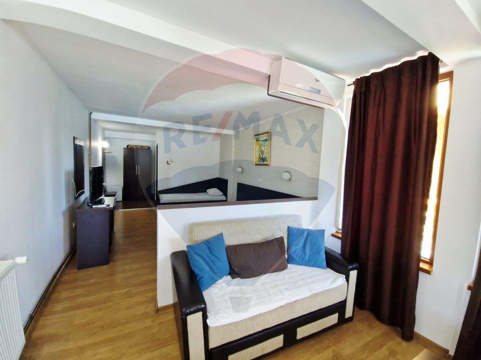 20 room Hotel / Pension for sale