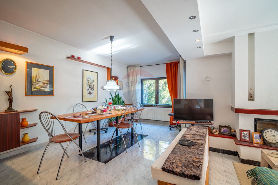 5 room House / Villa for sale, Central area