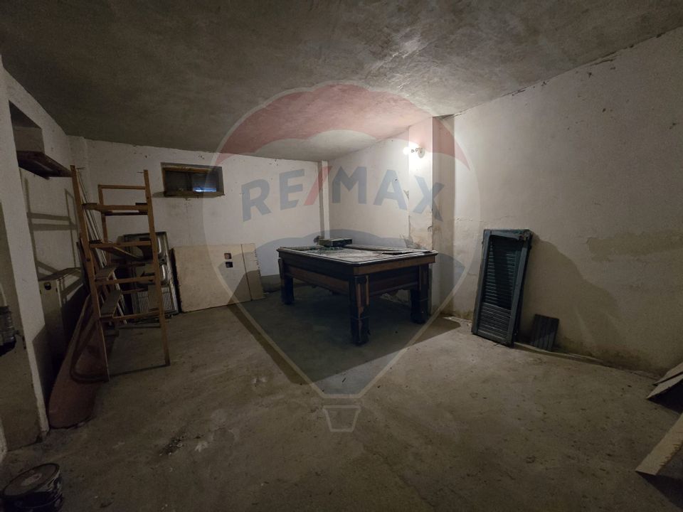 6 room House / Villa for sale, Central area