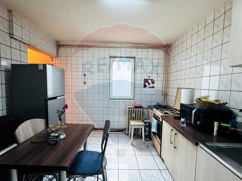 Apartament la 30 secunde de Metrou Gorjului