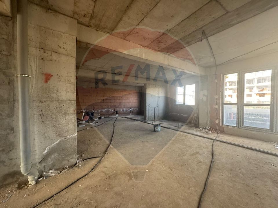 Versatile commercial space rental – Militari Residence