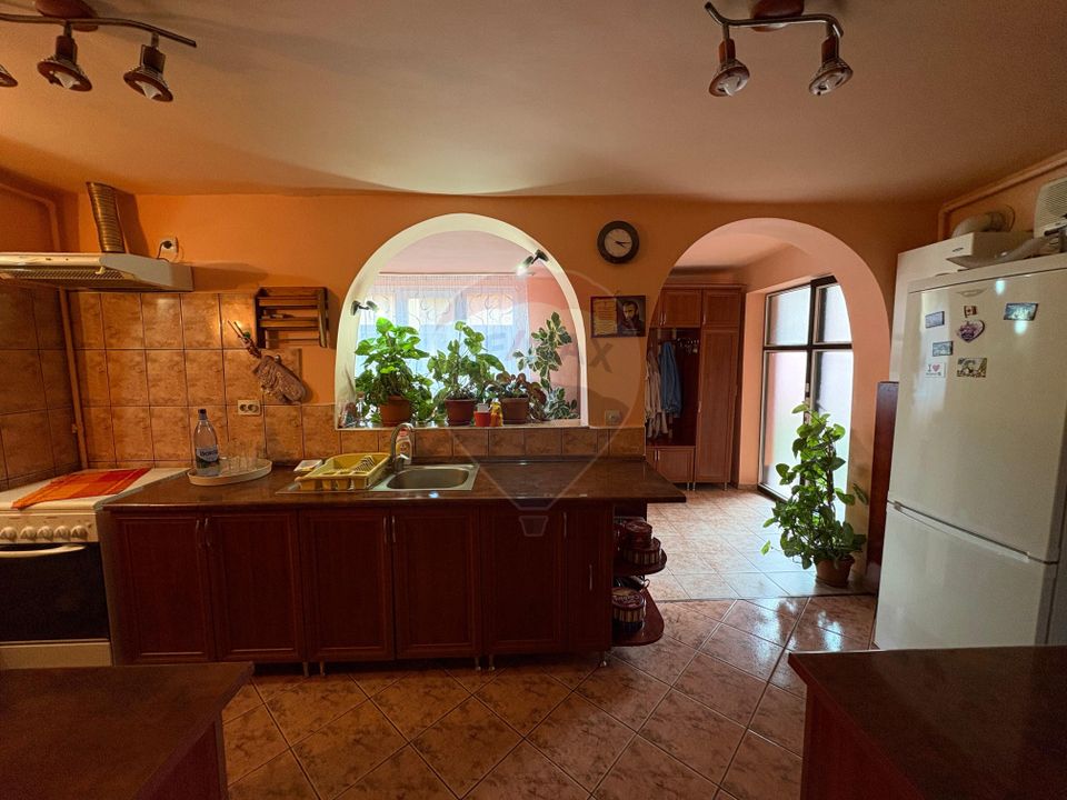 Casă in zona Mosnei, Str. Stejarului,  la cheie