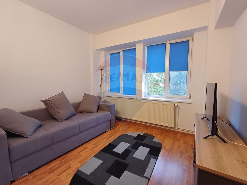 Apartament cu 2 camere de închiriat