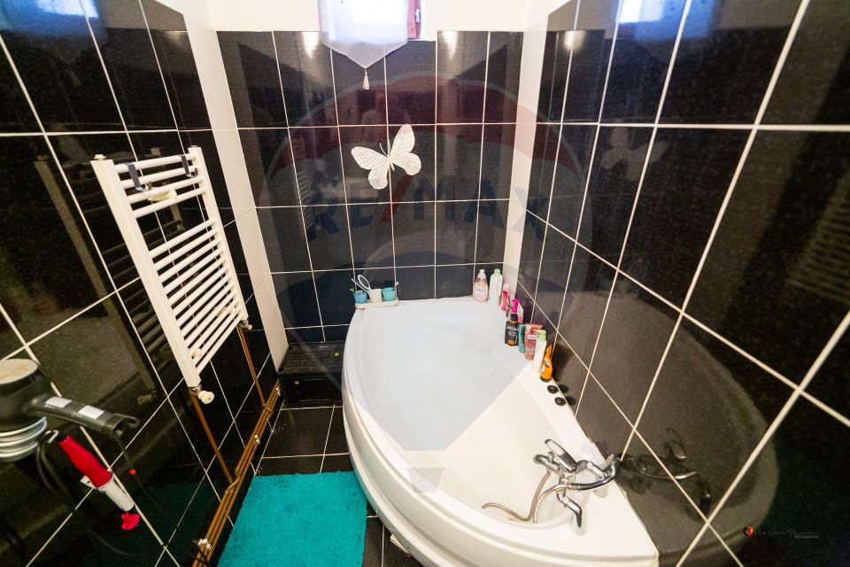 Vând/Schimb casă duplex 150 mp cu piscină – Turnu (10 min de Arad)