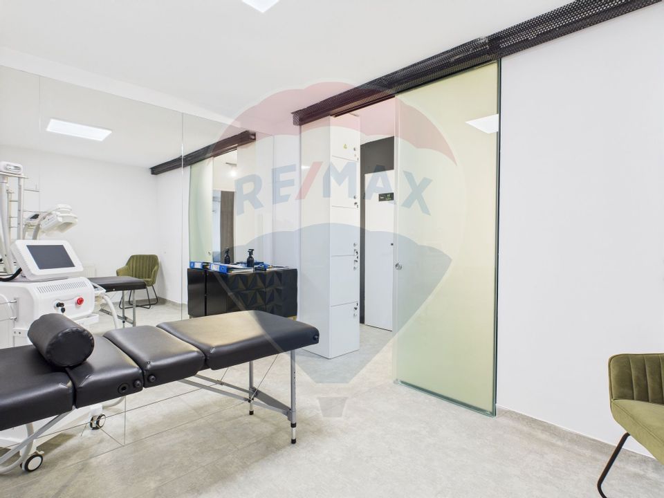 72sq.m Commercial Space for sale, Centrul Civic area