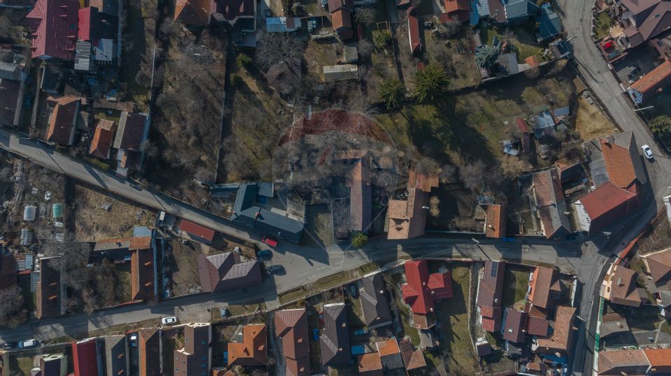 Casă cu 5 camere de vânzare Sacele cartier Satulung