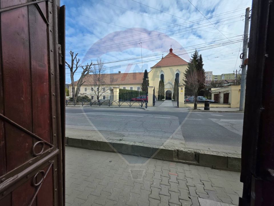 3 room House / Villa for sale, Central area